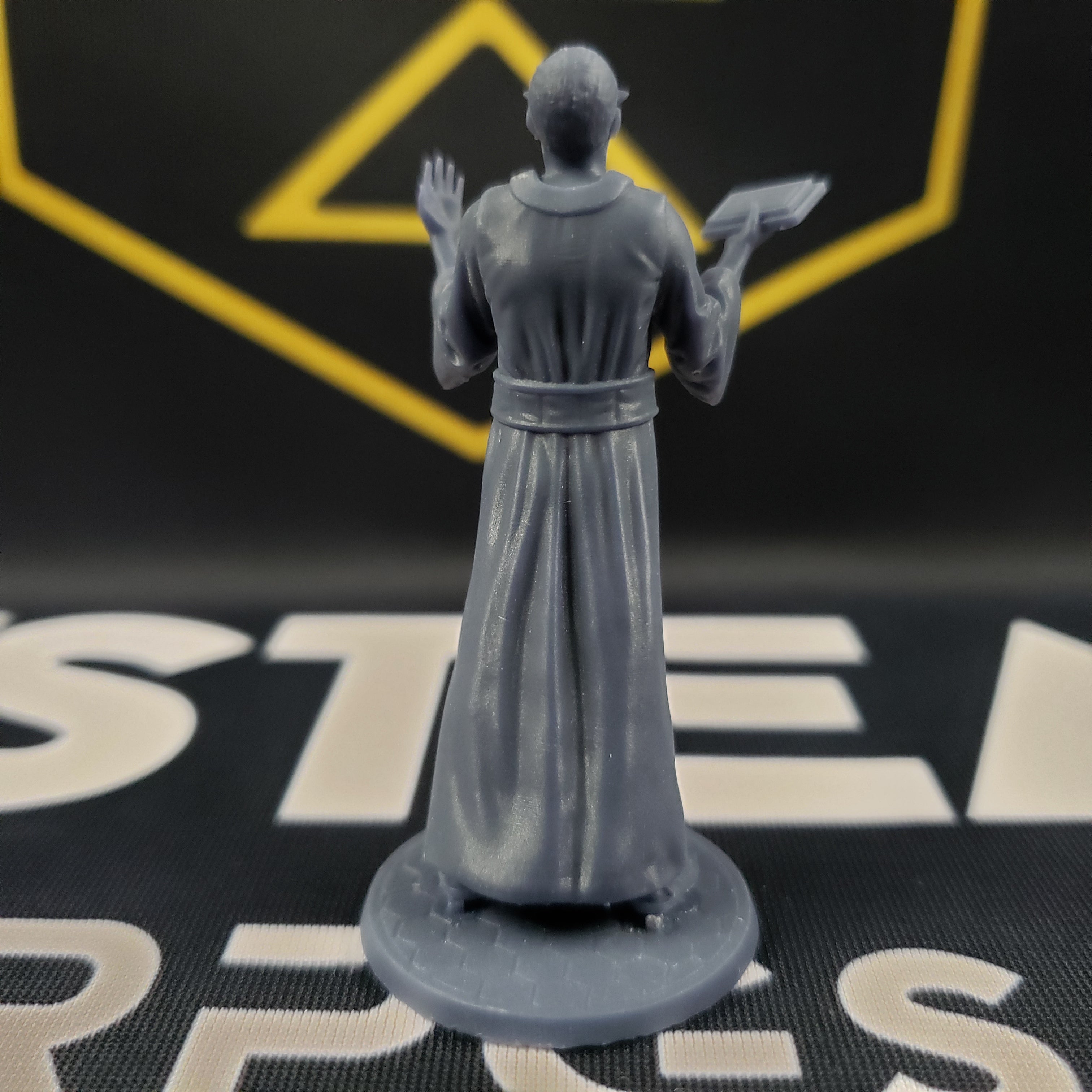 Arkham Compatible Investigator: The Dreamer (Luke Robinson)