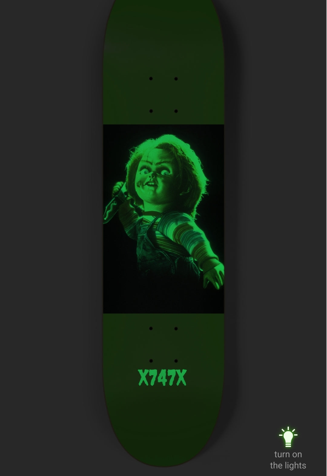 X747X CHUCKY (GLOW IN THE DARK)