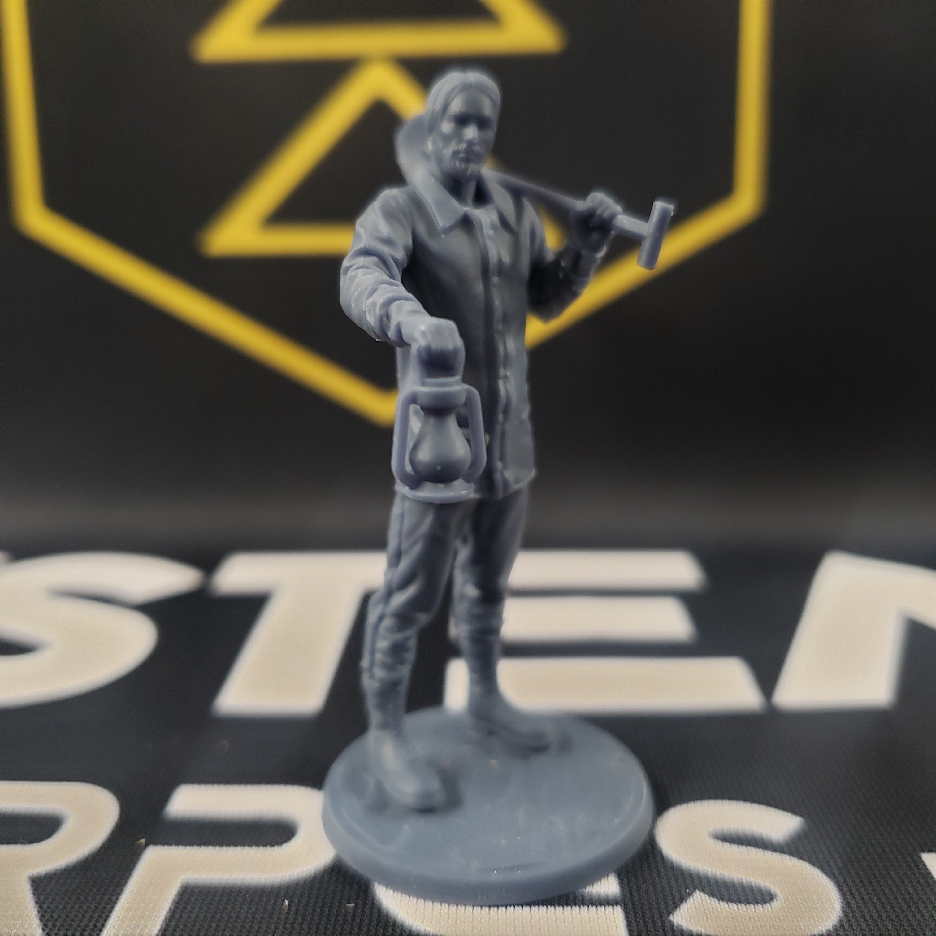 Arkham Compatible Investigator: The Gravedigger (William Yorick)