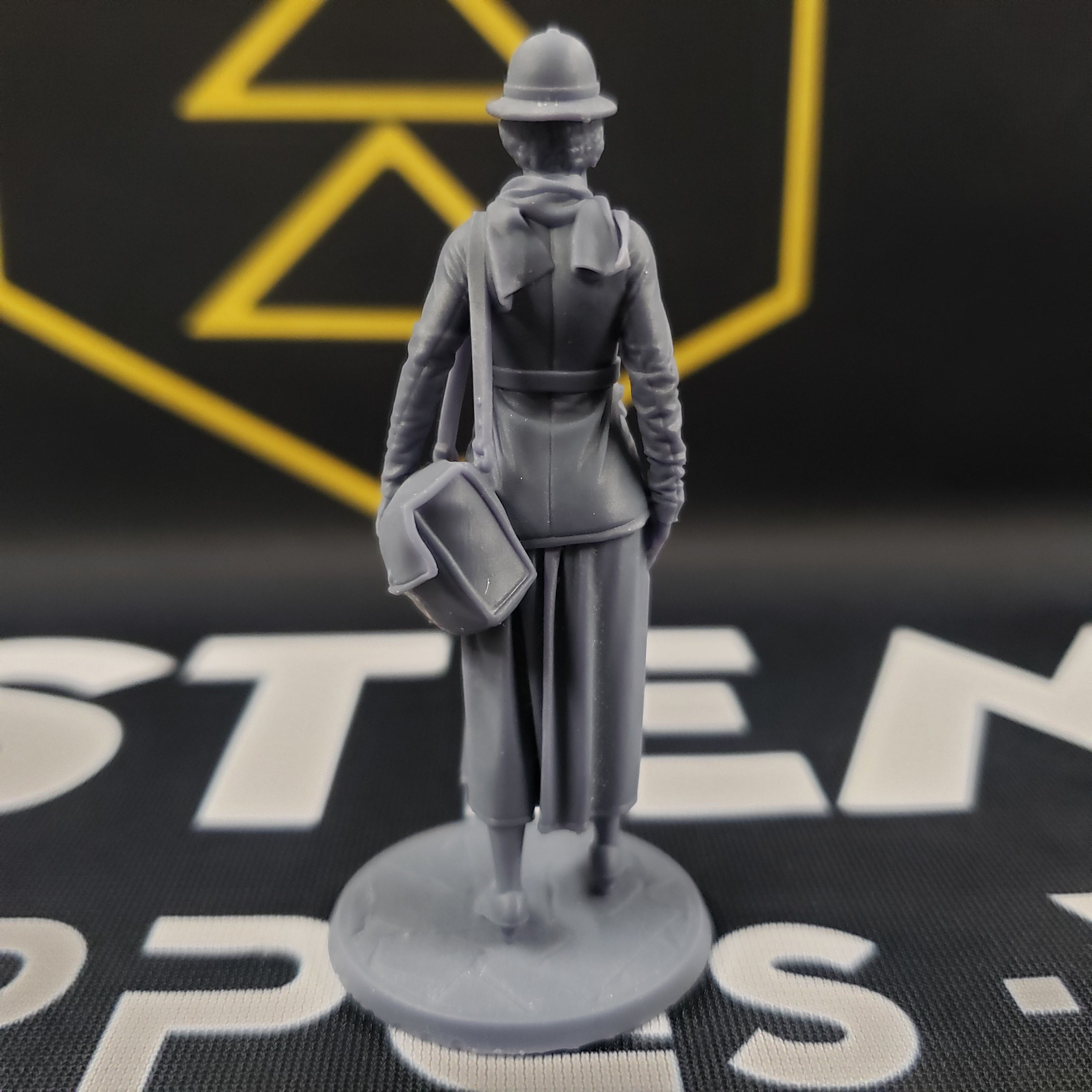 Arkham Compatible Investigator: The Letter Carrier (Stella Clark)