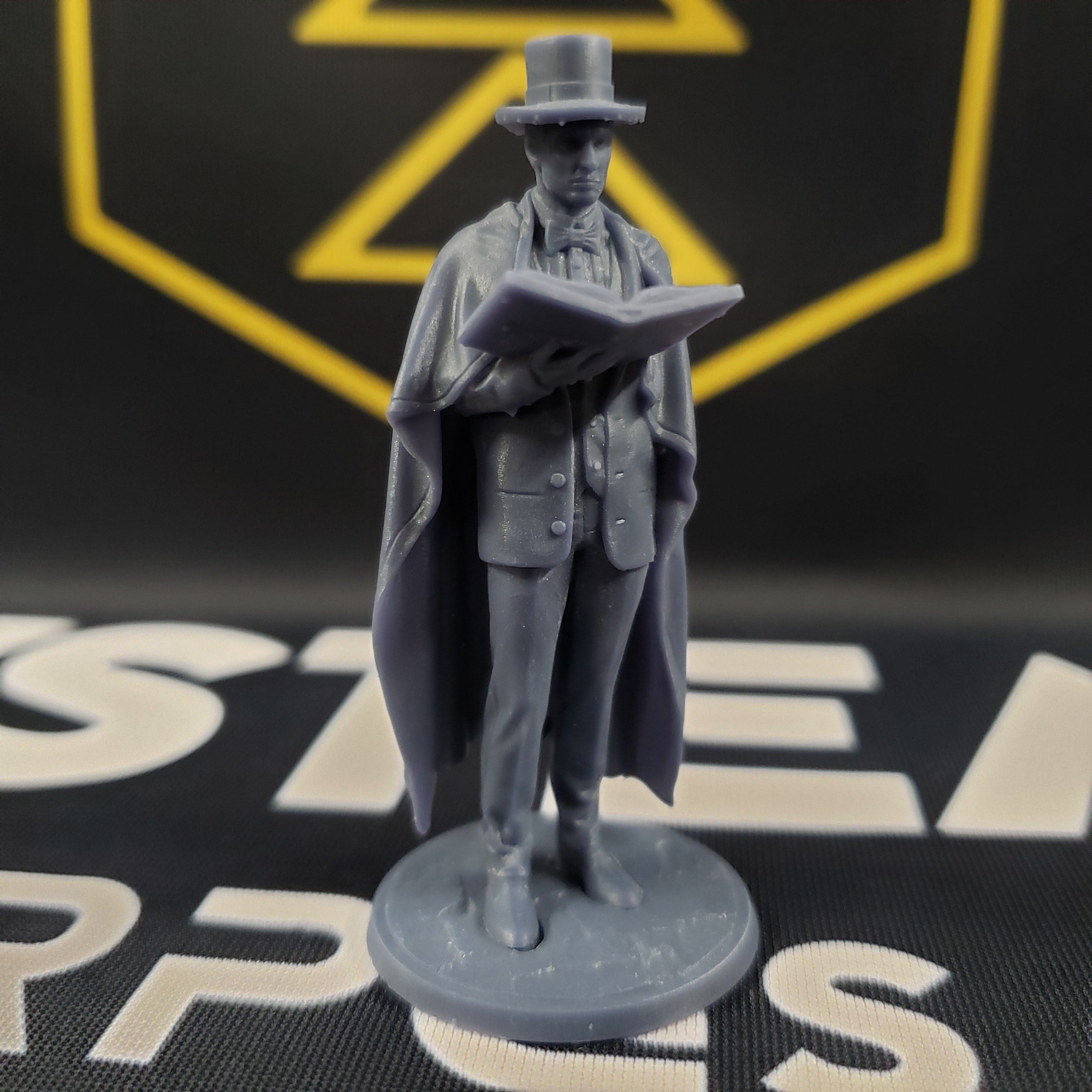 Arkham Compatible Investigator: The Magician (Dexter Drake)