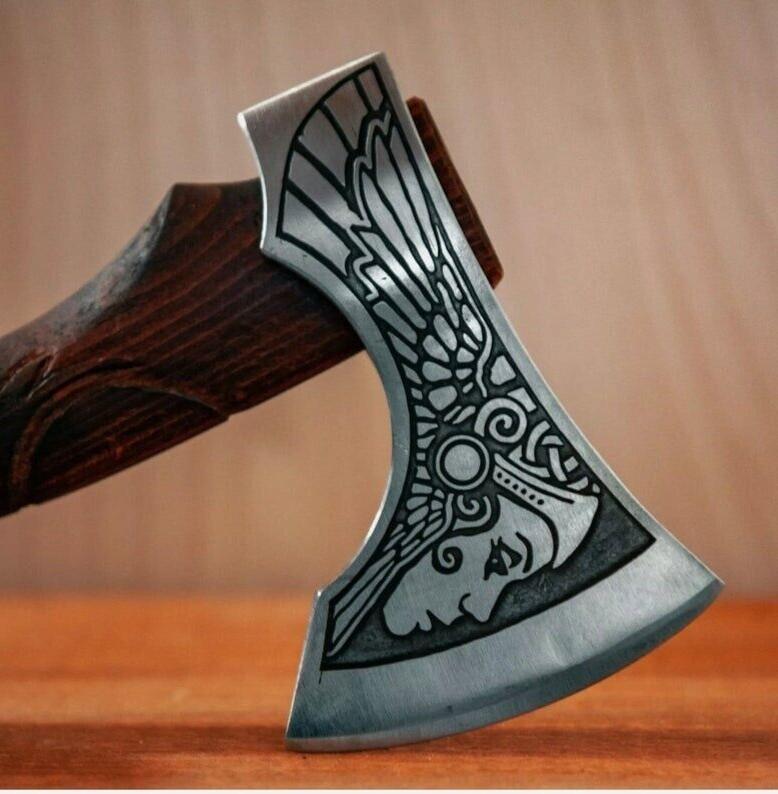 Norse Battle Axe – Valkyrie's Edge