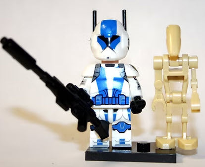 Blue and White Clone Trooper with Battle Droid Custom Minifig