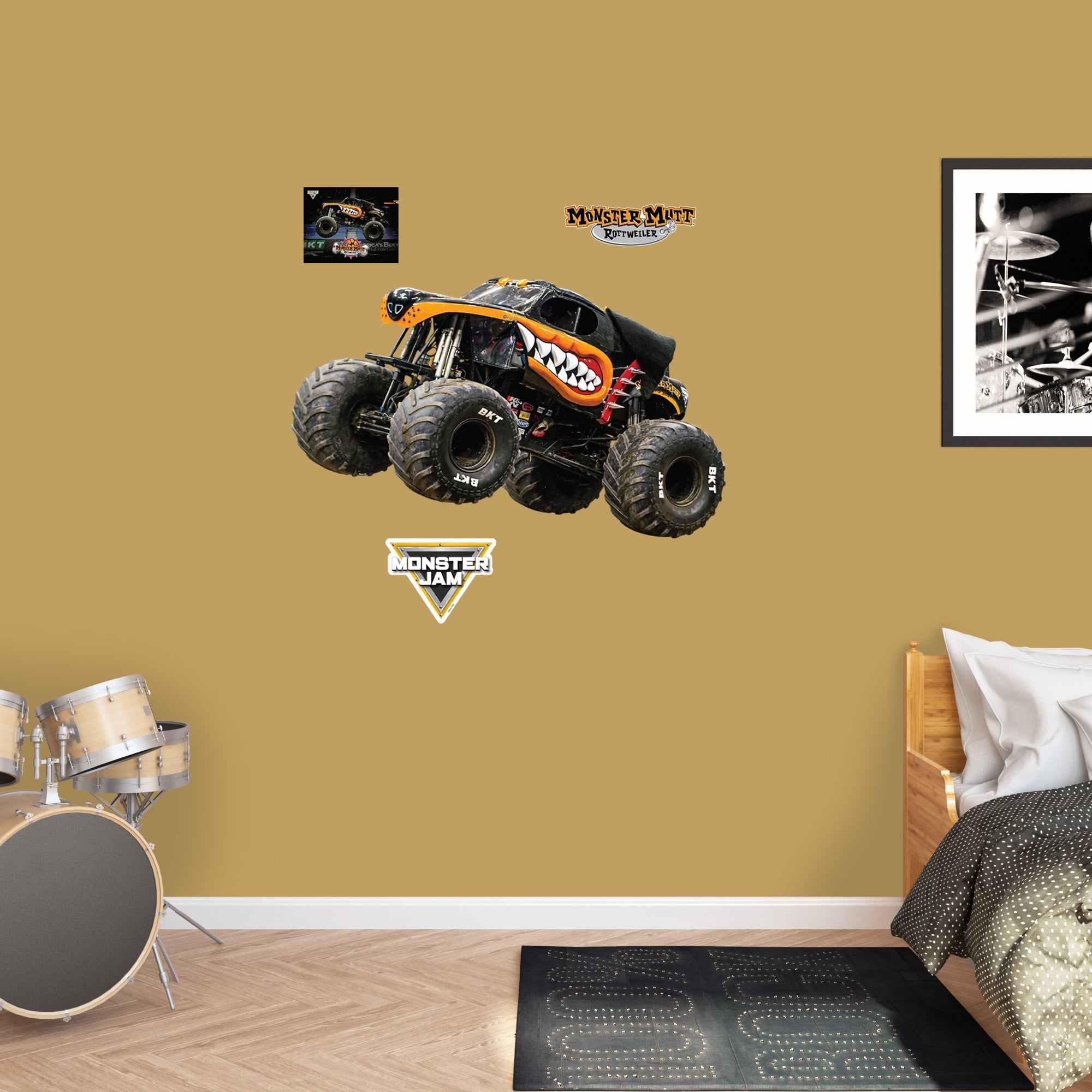Monster Mutt Rottweiler - RealBig Collection - Official Monster Jam - Reusable Vinyl Wall Decals