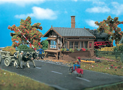 Vollmer 43528 HO Scale Gate Keepers Home -- 3-41/64 x 2-31/64 x 2-31/32" 9.1 x 6.2 x 7.4cm