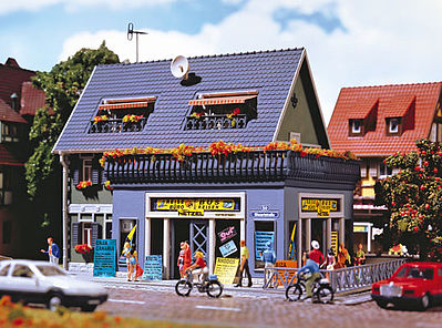 Vollmer 43616 HO Scale Travel Agency - Kit (Plastic) -- 7-1/16 x 4-1/2 x 4-1/2" 18 x 11.5 x 11.5cm