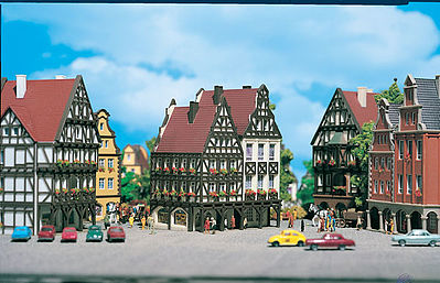 Vollmer 47753 N Scale The Mayor's House -- 3-1/4 x 2-7/8" 8.3 x 7.3cm