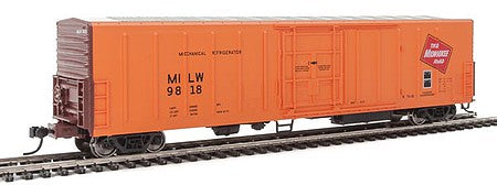 Walthers Mainline 910-3931 HO Scale 57' Mechanical Reefer - Ready to Run -- Milwaukee Road #9818 (orange, Boxcar Red, red)