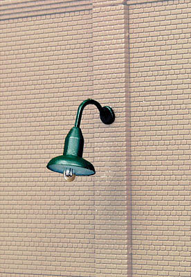 Walthers SceneMaster 949-4307 HO Scale Wall-Mounted Light pkg(3)