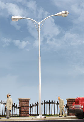 Walthers SceneMaster 949-4313 HO Scale Tear Drop Street Light -- Double-Arm