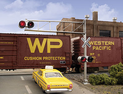 Walthers SceneMaster 949-4332 HO Post-1960s Cantilever Grade Signal Single-Lane