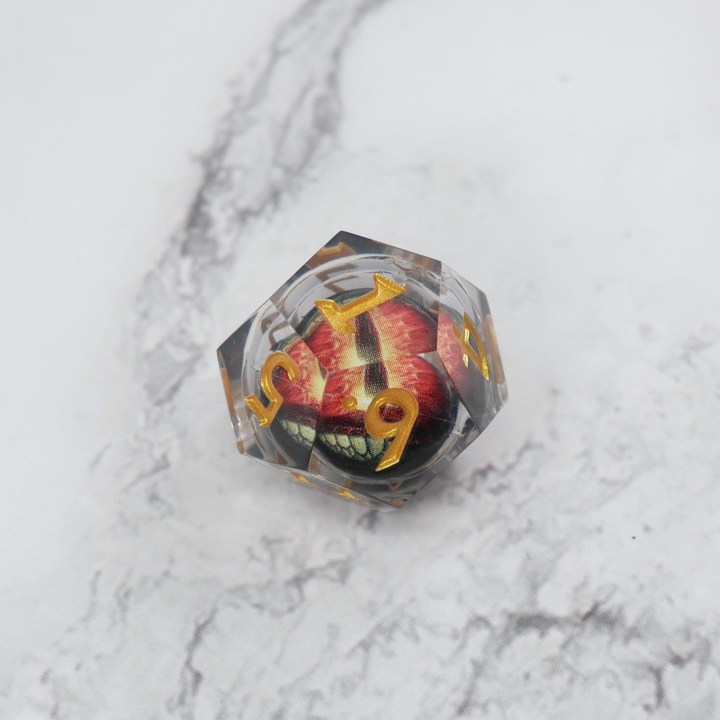 Xanathar's Eye | 7 Piece Moving Eye DnD Dice Set | Acrylic RPG Gaming Dice