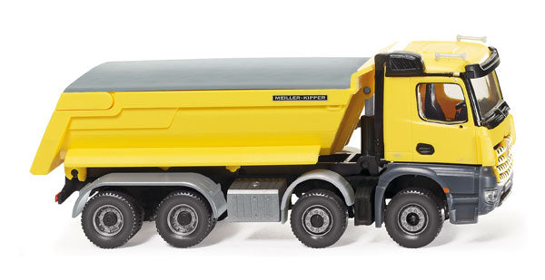 Wiking 067449 1/87 Scale Mercedes-Benz Arocs
