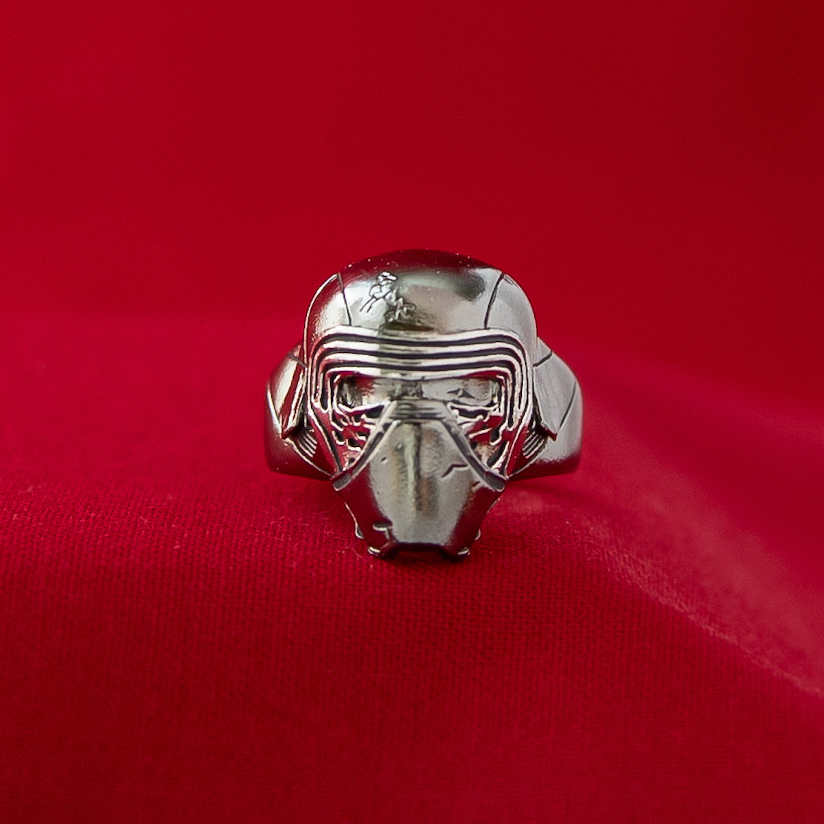 Star Wars X RockLove Kylo Ren Helmet Ring