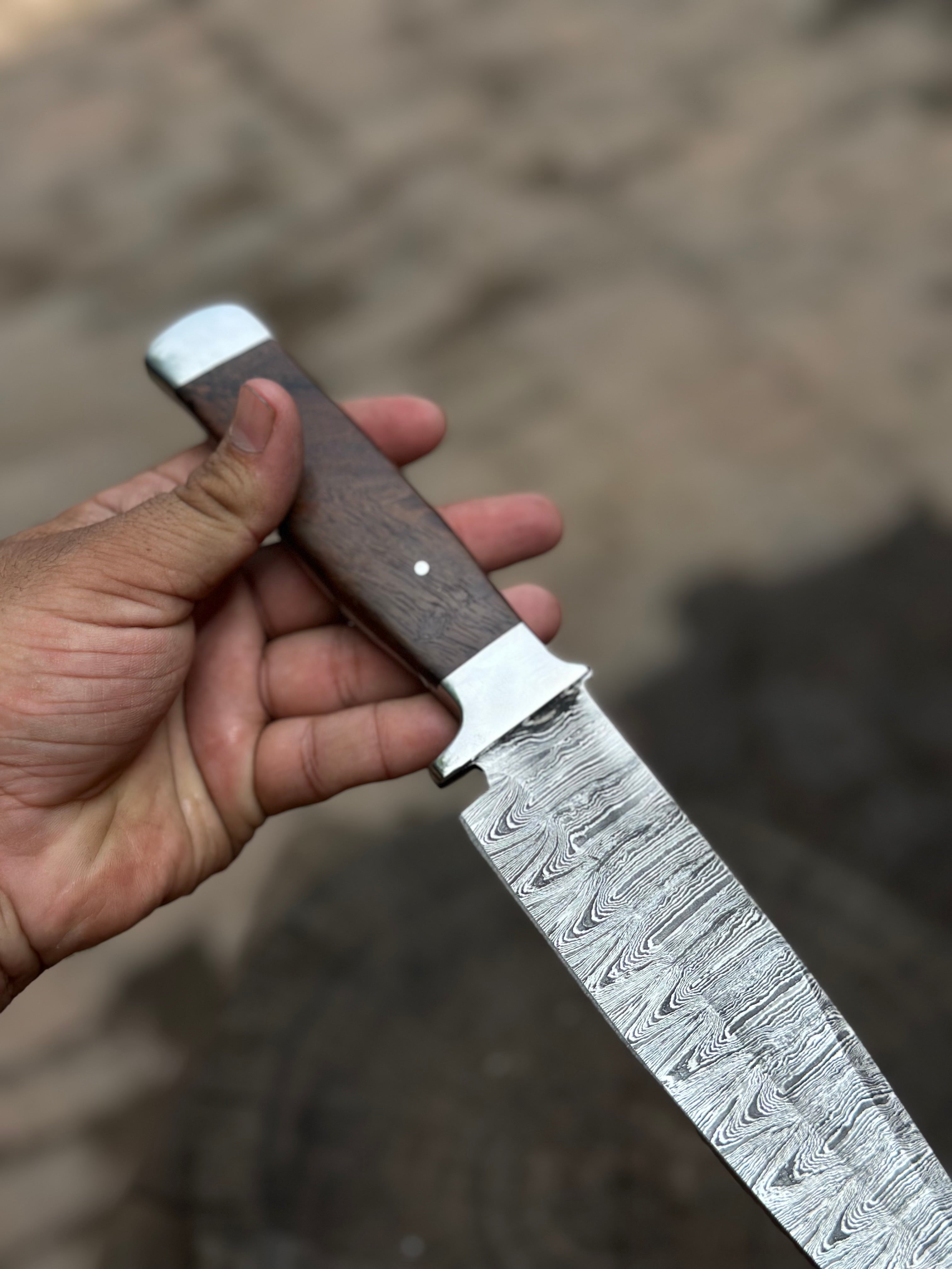 European Carving Knife Damascus Blade Wooden Handle Fixed Blade Tool