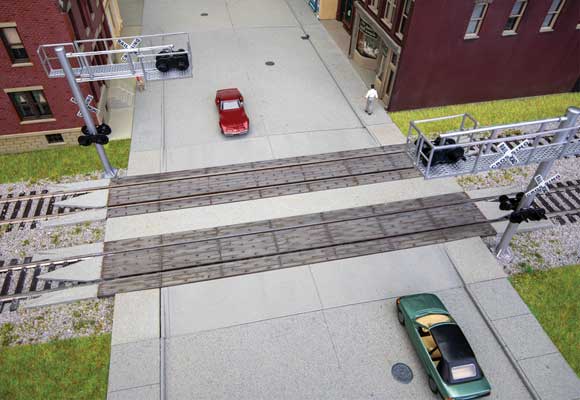 Walthers Mainline 948-83113 HO Scale Modern Wood Crossing w/Rerailer Ends - Kit