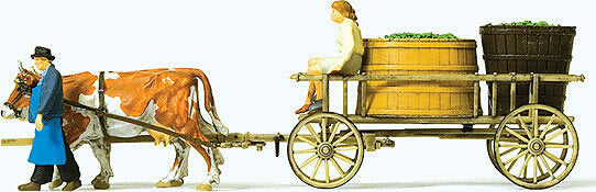 Preiser 30397 HO Scale Wine Wagon w/Cows