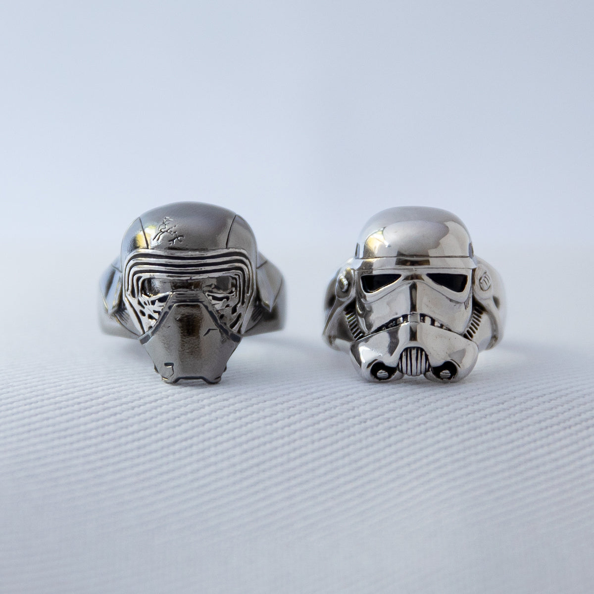 Star Wars X RockLove Kylo Ren Helmet Ring