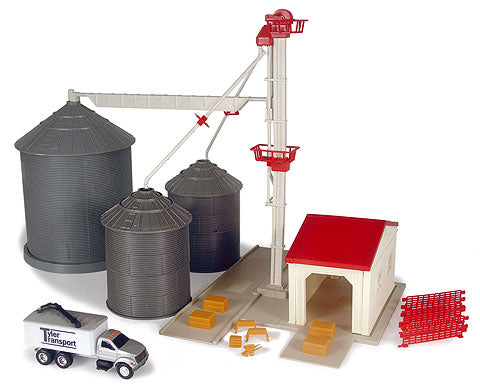 Ertl 12924 1/64 Scale Farm Country Grain Feed Playset