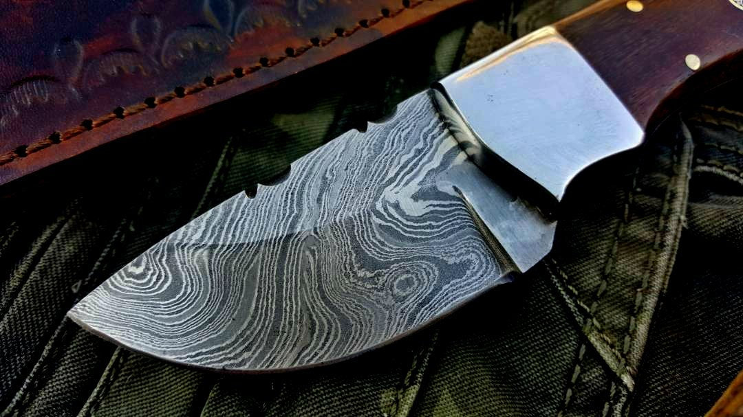 Custom Handmade Twist Damascus Steel Mini Skinner Knife