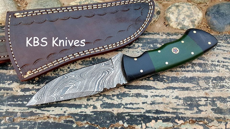 Custom Handmade Damascus Steel Skinning/Hunting Knife