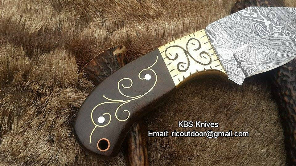 Custom Handmade Skinner Blade with Engraved Rosewood Handle