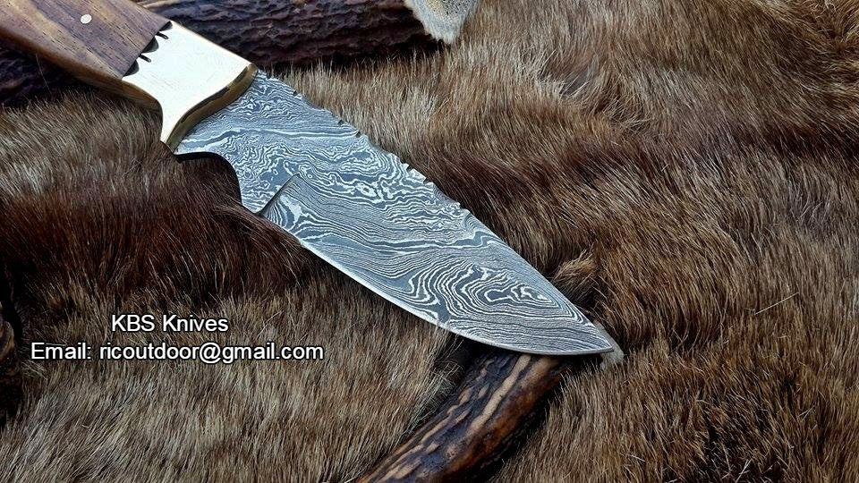 "Timber Strike" Custom Handmade Damascus Fixed-Blade Hunting Knife, 9-Inch with Rosewood Handle | KBS Knives Store