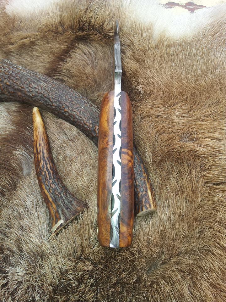 Frontier Edge Guthook Knife with Custom Handmade Damascus Steel Blade