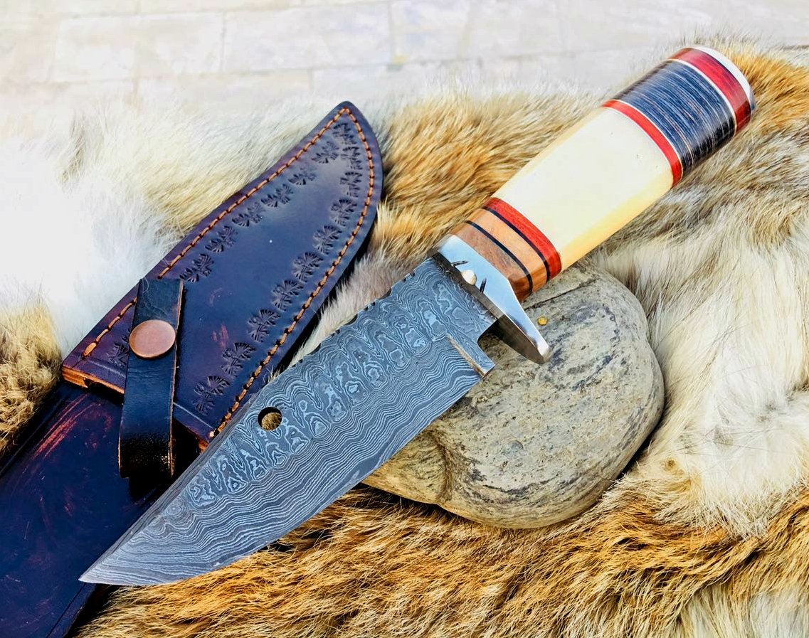 Custom Handmade Damascus Blade Hunting Skinning Knife