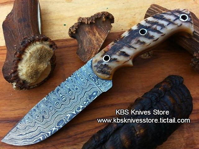 Custom Handmade Damascus Steel Sheep-Horn Hunting/Skinning/Camping Knife