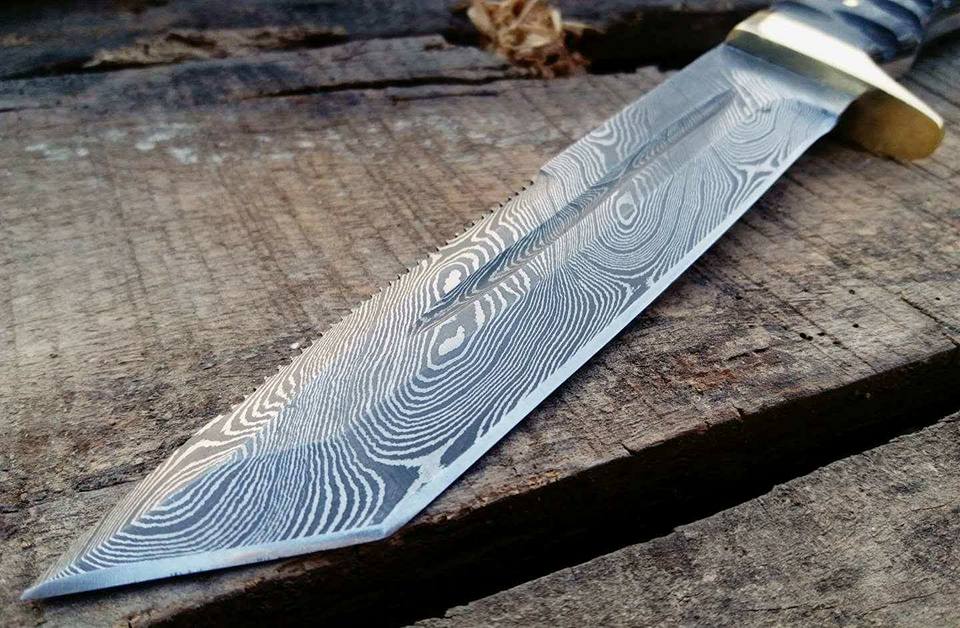 Handcrafted Tanto Hunting Knife in Damascus Steel with Blood Groove