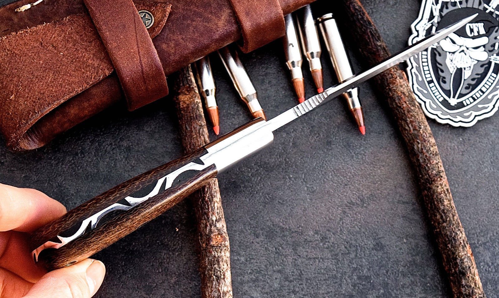 Full Tang Custom Handmade D2 Steel Hunting/Skinning Knife