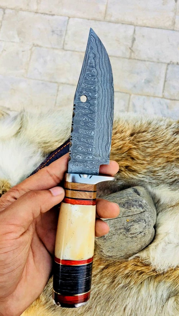 Custom Handmade Damascus Blade Hunting Skinning Knife