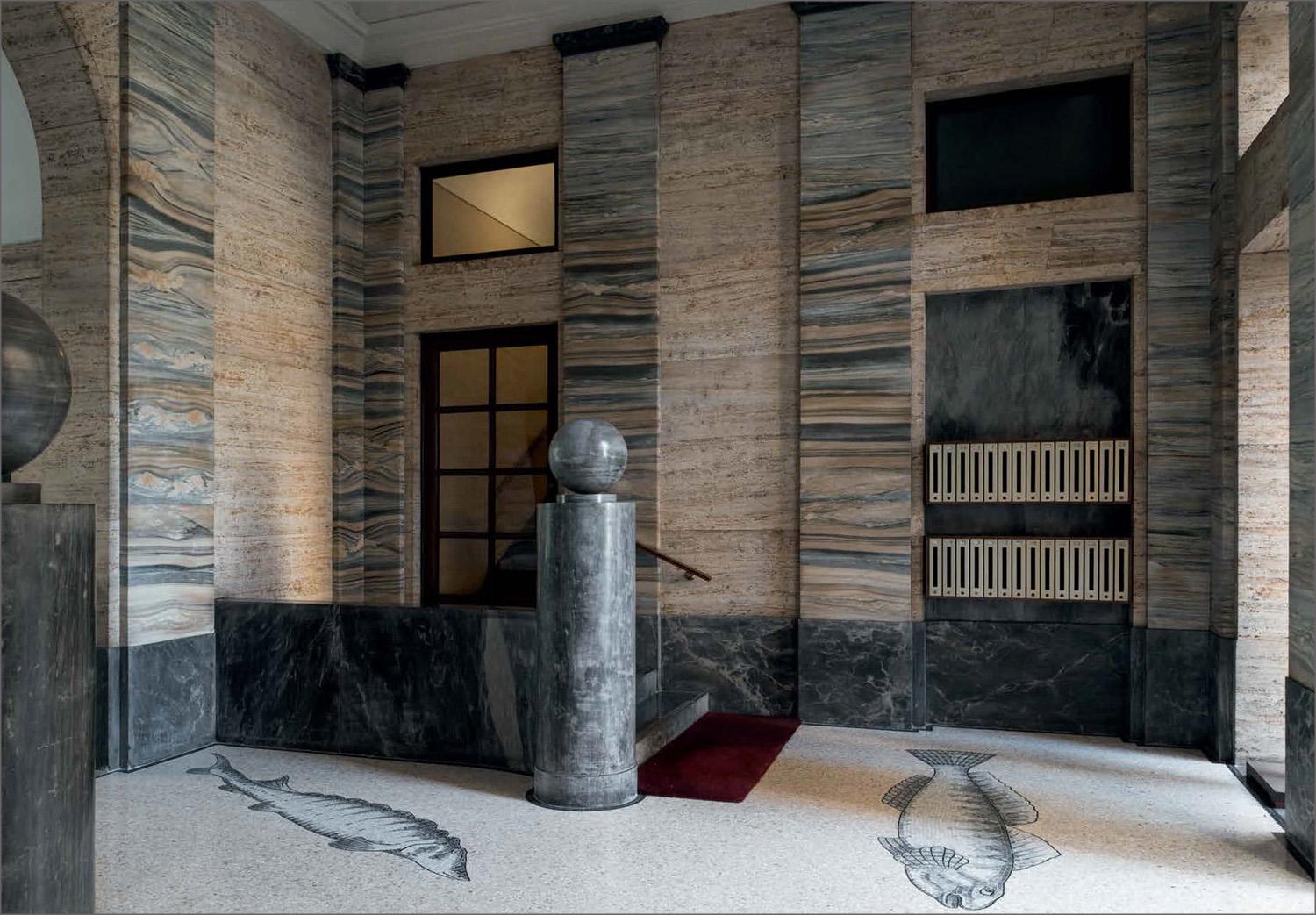 Entryways of Milan. Ingressi di Milano. 45th Ed. (English, Italian)