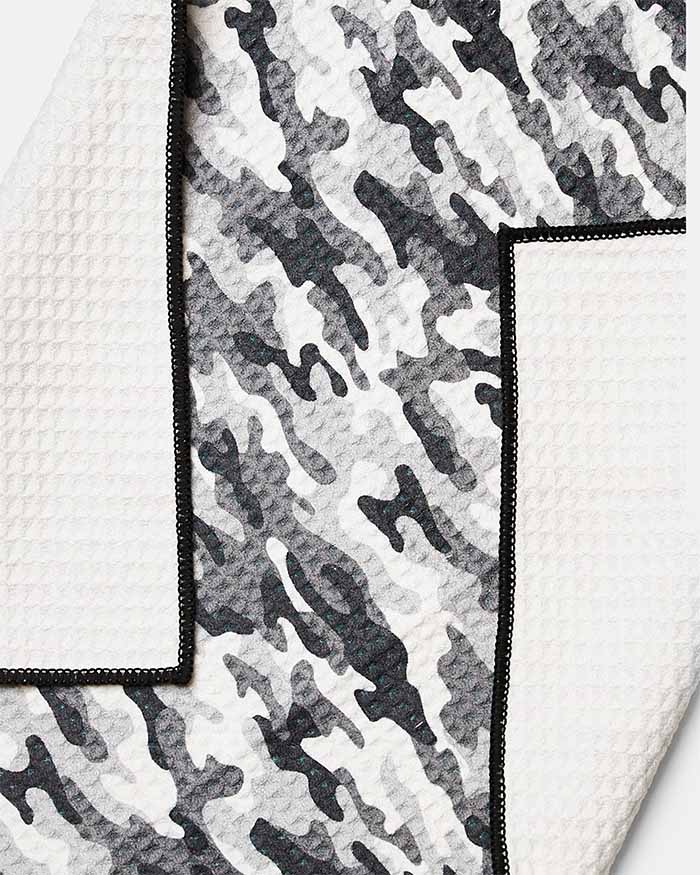 Magnetic Towel (Greenside) Camo