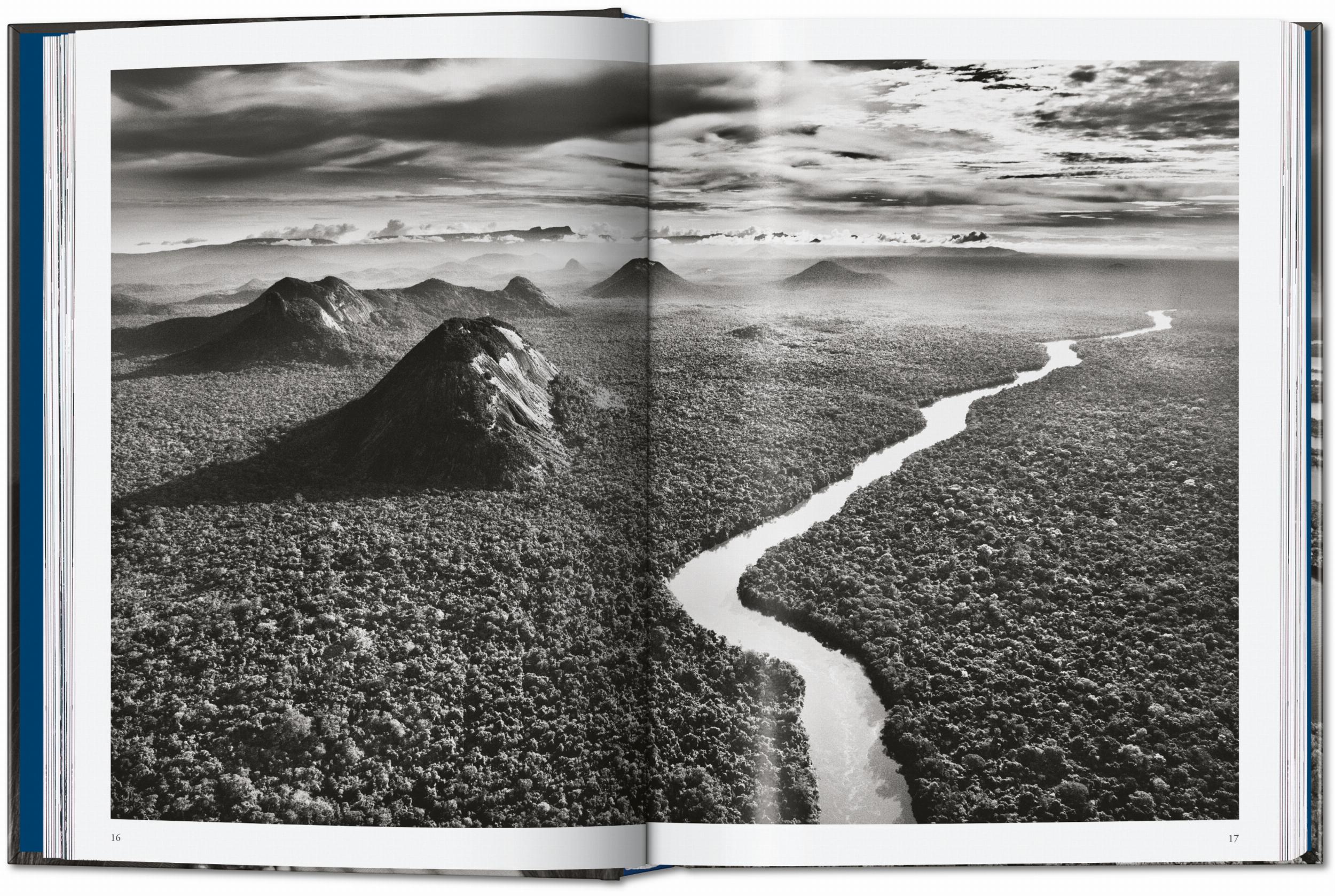 Sebastião Salgado. Amazônia. 45th Ed. (English)