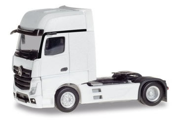 Herpa 309202 HO Scale Mercedes-Benz Actros Gigaspace Tractor Only - Assembled -- Various Standard Colors