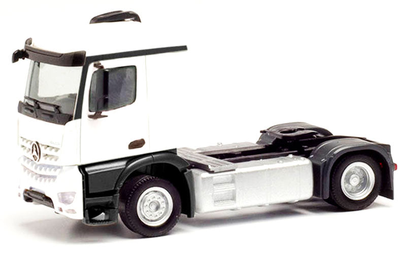 Herpa 313940 1/87 Scale Mercedes-Benz Arocs Classic Tractor