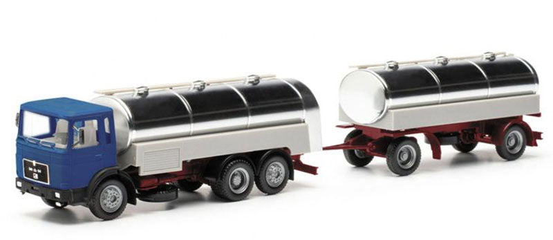 Herpa 317238 1/87 Scale MAN F8 Milk Tank Truck