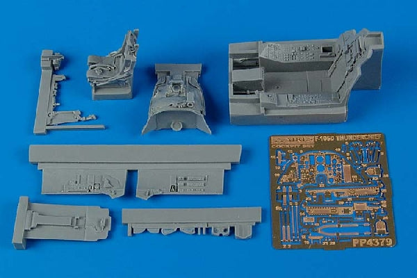 Aires 4379 1/48 F105D Cockpit Set For HBO