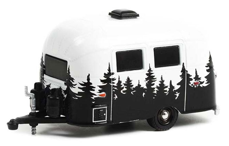 Greenlight 34120-E 1/64 Scale Airstream 16' Bambi