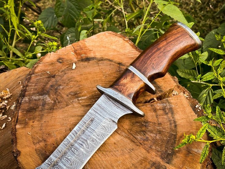 14-Inch Twist Damascus Steel Hunting Bowie Knife | Handcrafted with Rosewood Handle & Leather Sheath | KBS Knives