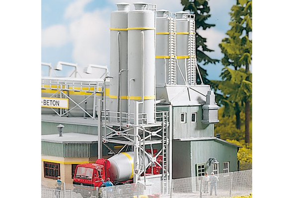 PIKO 61131 HO Scale Concrete Plant Silos Kit