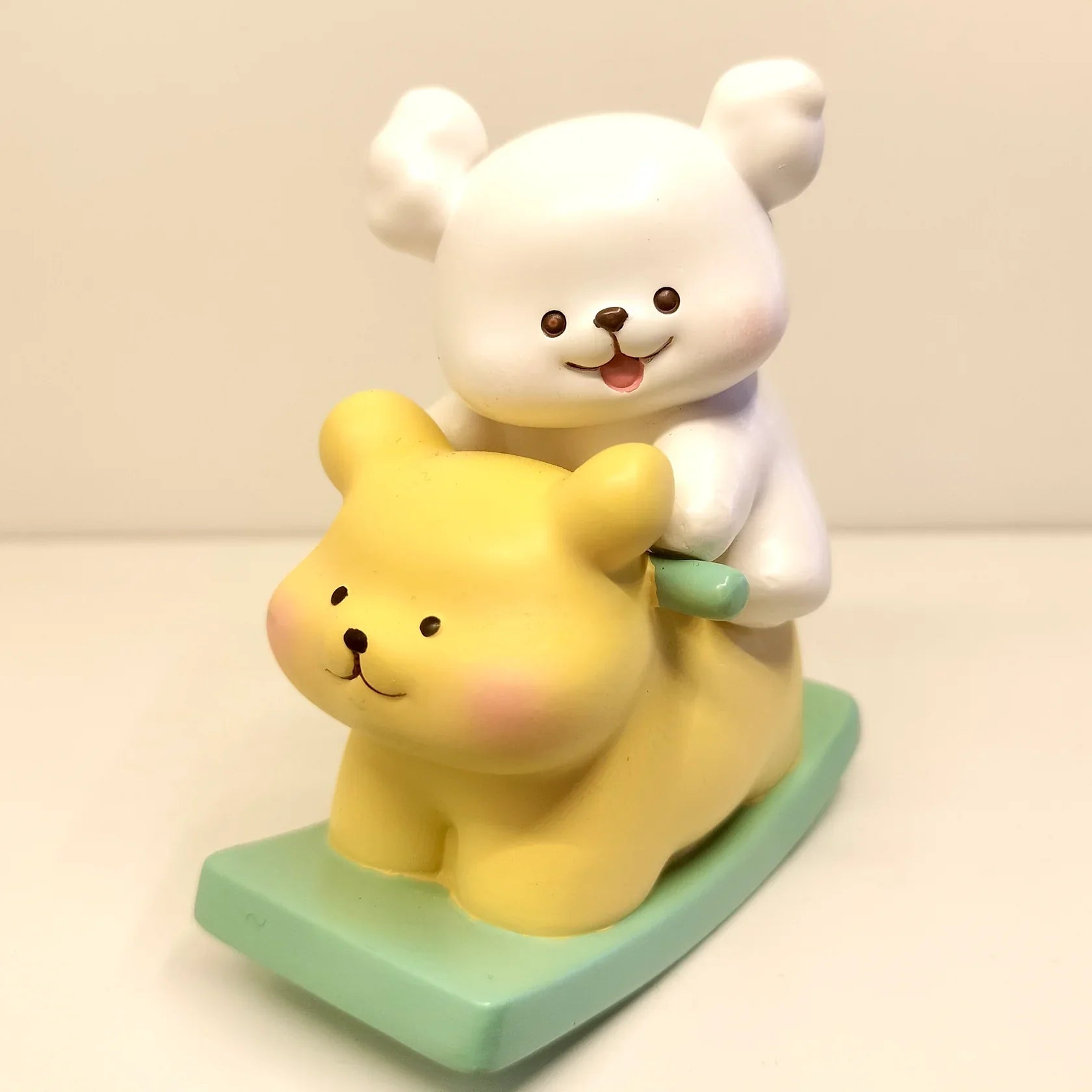 PUPPY WORLD FIGURINE BLIND BOX (1 Blind Box)