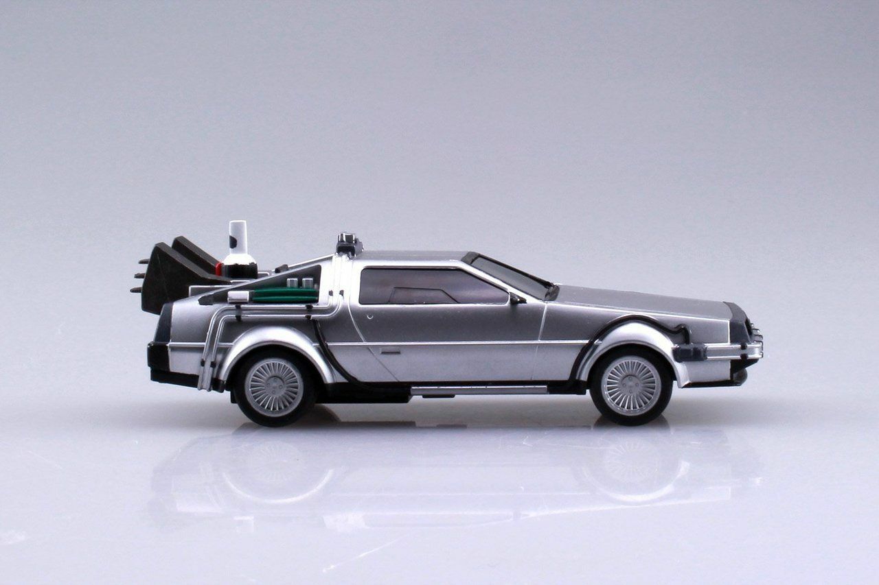 1/43 BACK TO THE FUTURE 1/43 Pullback DELOREAN from PART II Model Kit Figure