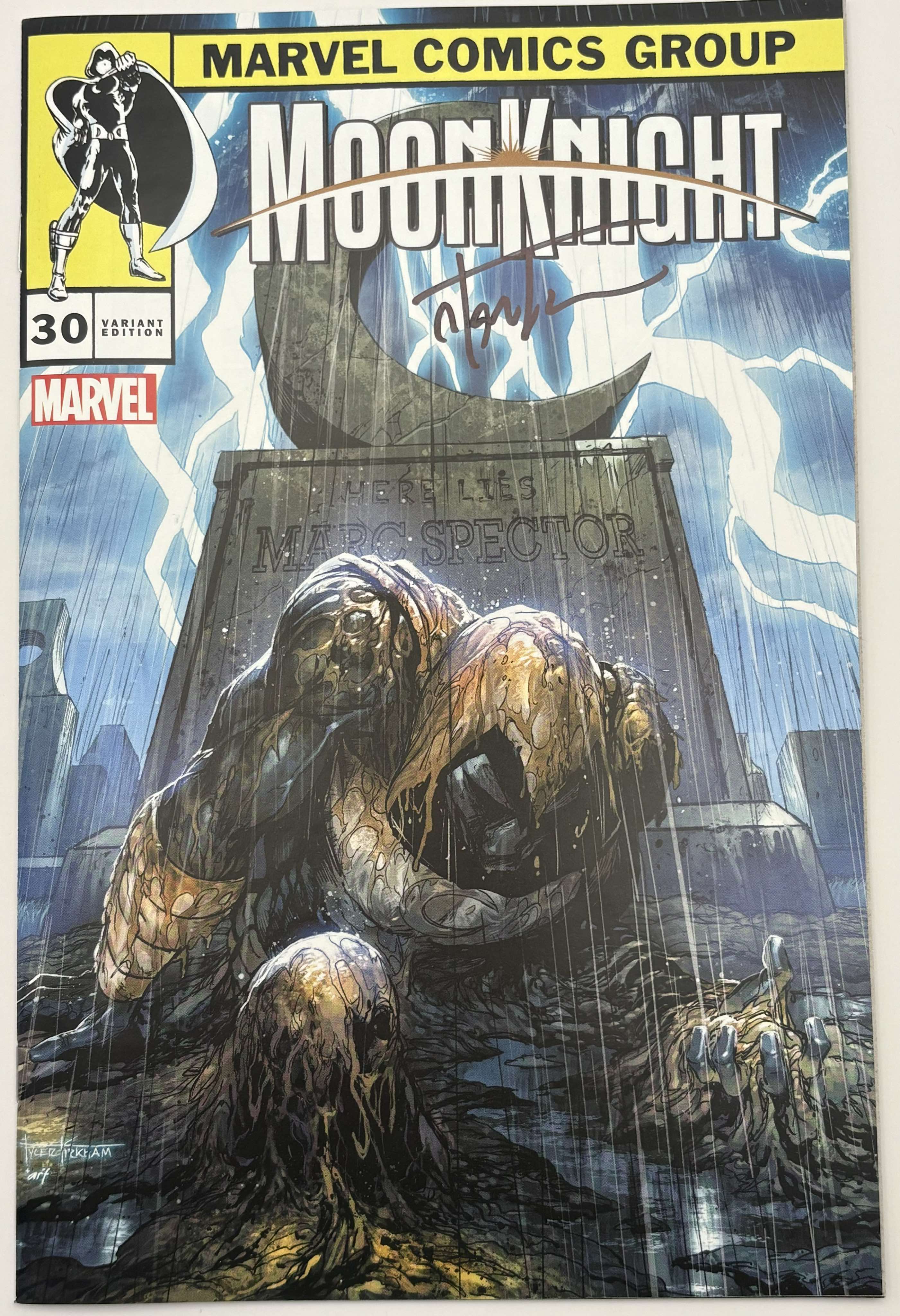 [SIGNED W/ COA] MOON KNIGHT #30 UNKNOWN COMICS TYLER KIRKHAM EXCLUSIVE VAR [IN STOCK]