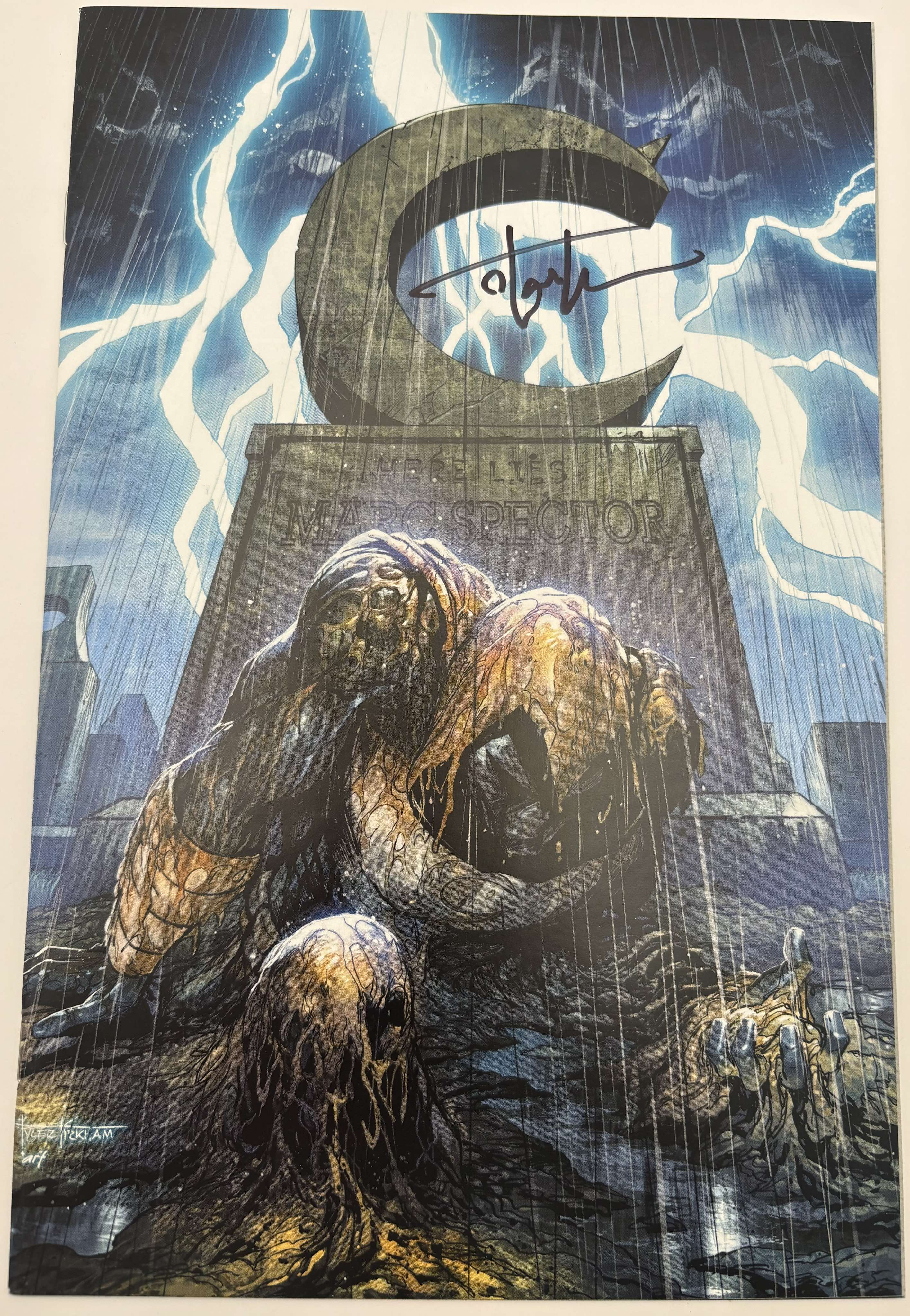 [SIGNED W/ COA] MOON KNIGHT #30 UNKNOWN COMICS TYLER KIRKHAM EXCLUSIVE VIRGIN VAR [IN STOCK]