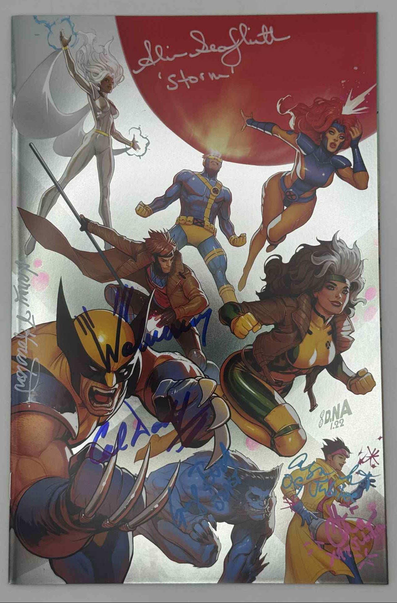 [Signed by X-men Cast | Larry Houston] [FOIL] FALL OF THE HOUSE OF X #1 [FHX] UNKNOWN COMICS DAVID NAKAYAMA EXCLUSIVE VIRGIN MEGACON VAR [IN STOCK]