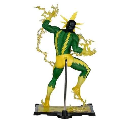 Marvel Collection 1:10 Scale Posed Figure with Scene - Select Figure(s)