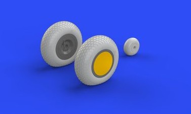 Eduard 632080 1/32 Aircraft- P40 Wheels w/Pattern Tire for HSG (Photo-Etch & Res